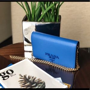 BASICALLY BRAND NEW PRADA BAG!!!